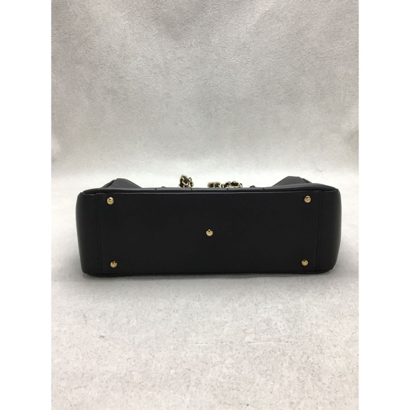 Chanel Lamb Leather Chain Shoulder Bag - Picture 5 of 6